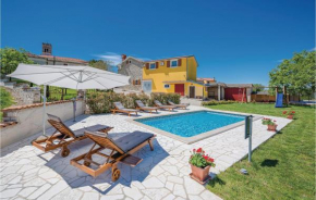 4 Bedroom Awesome Home In Nova Vas